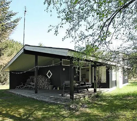 Two-bedroom Holiday In 10 Vakantiehuis Ålbæk